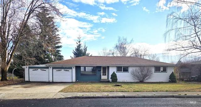 $369,000 | 422 North Grant Street, Moscow, ID 83843