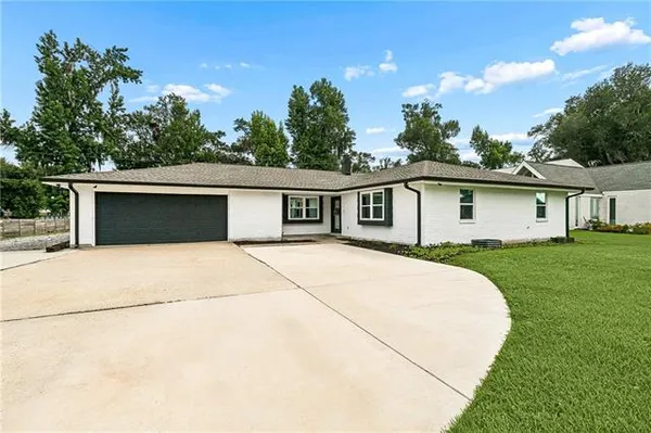 $335,000 | 24 West Levert Drive, Luling, LA 70070