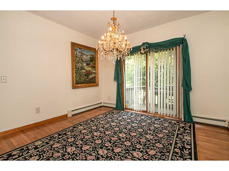 9 Old Schoolhouse Road Scituate, RI 02831 - Photo 6 of 18 Dining Room.