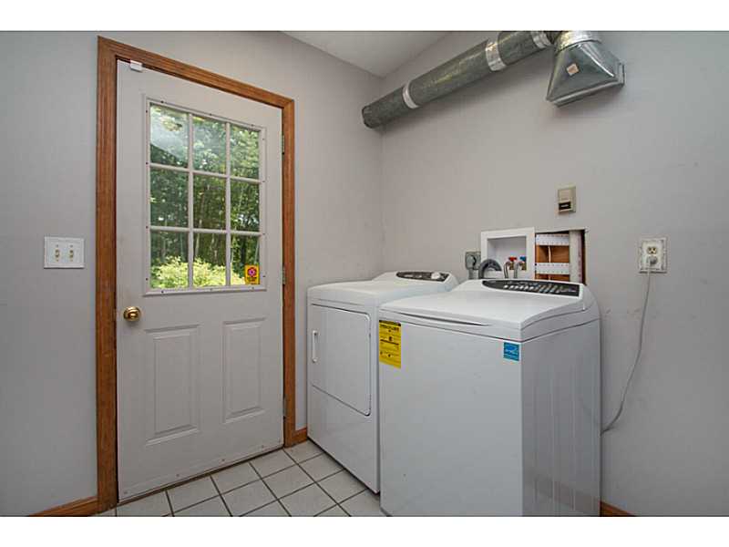 9 Old Schoolhouse Road Scituate, RI 02831 - Photo 8 of 18 Laundry Room.