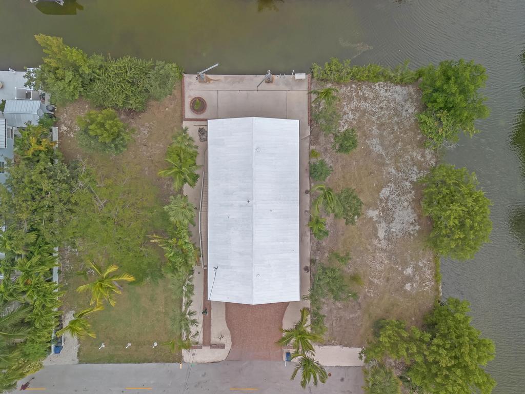 3915 Gordon Road Big Pine Key, FL 33043 - Photo 1 of 57 Surrounded by two protected lots
