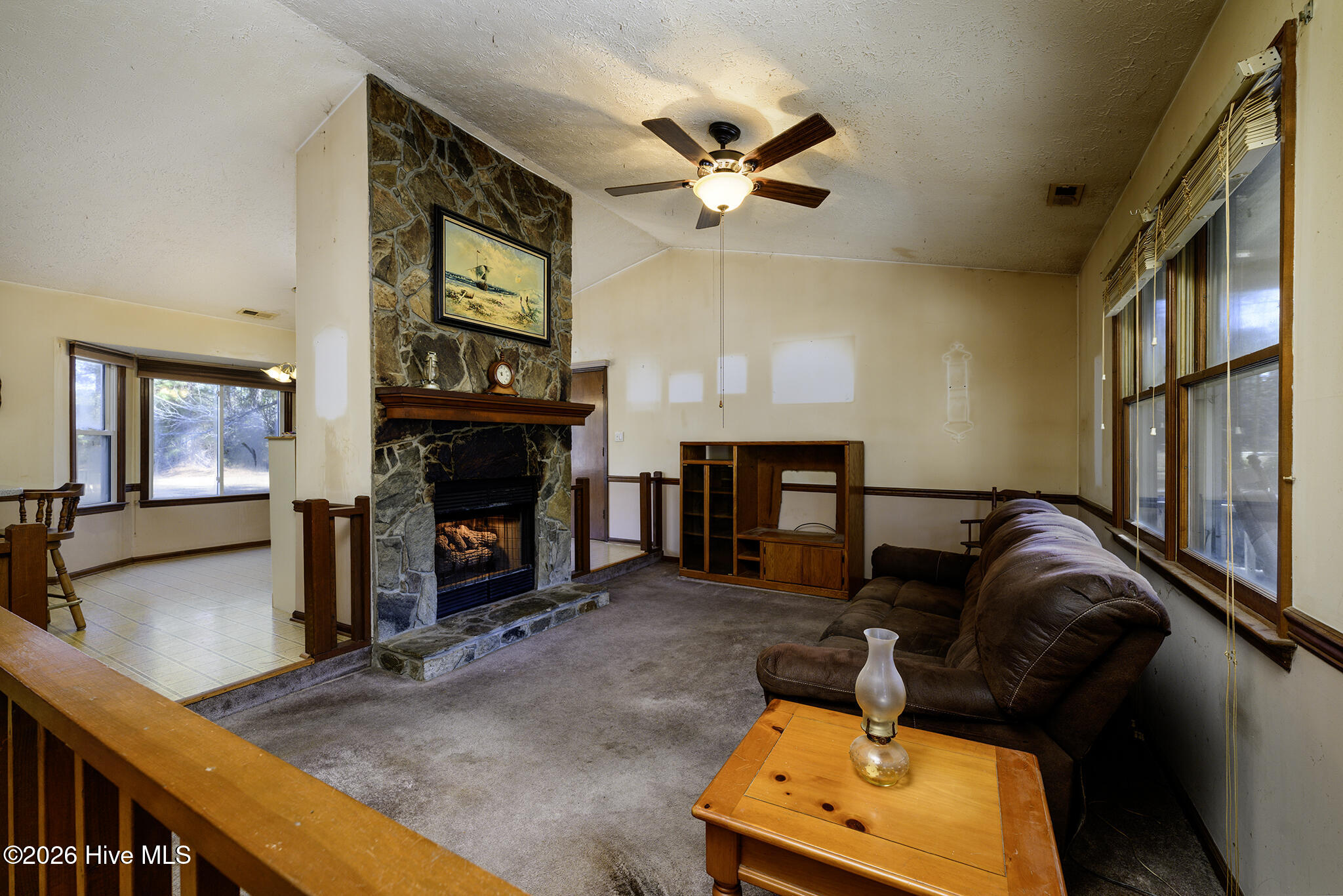 4470 Wilcox Road New Bern, NC 28562 - Photo 9 of 37 Living Room
