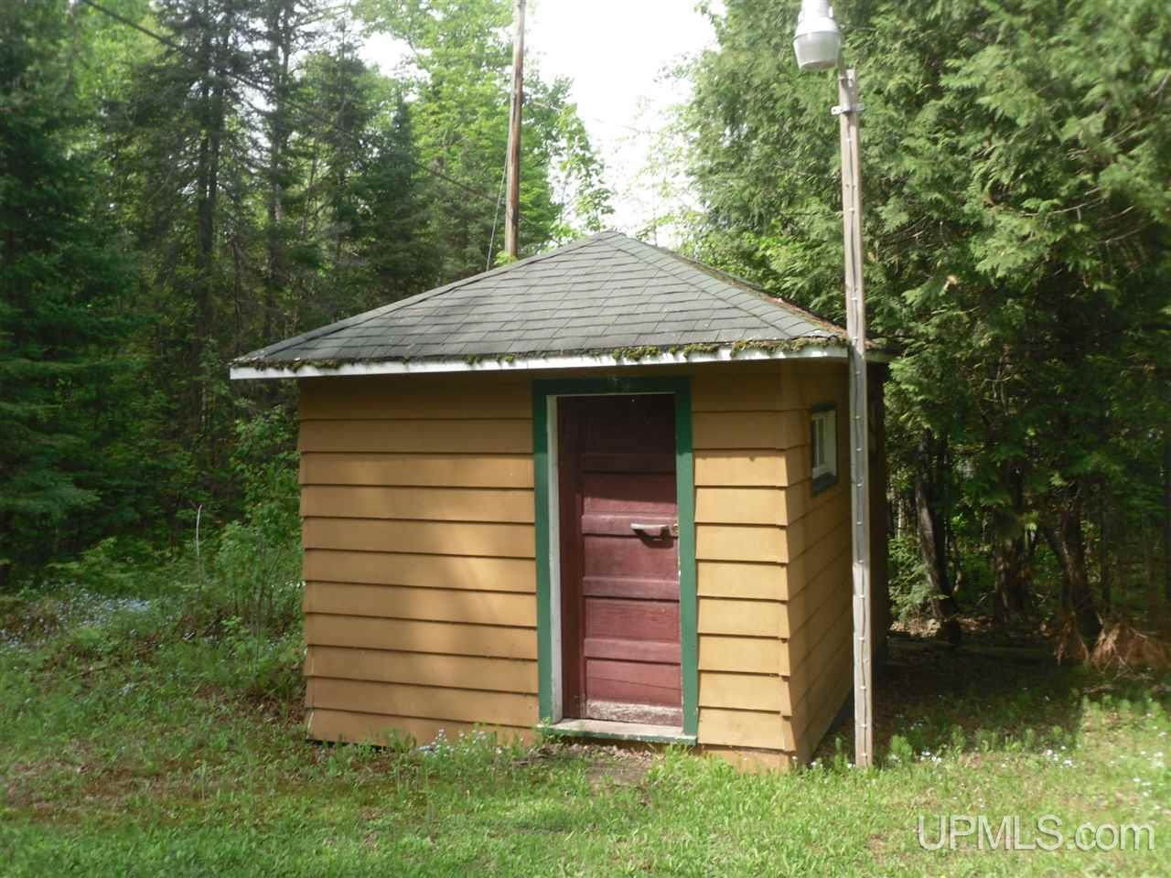 16053 East Shore Road Bergland, MI 49910 - Photo 21 of 22 Gallery Image 21