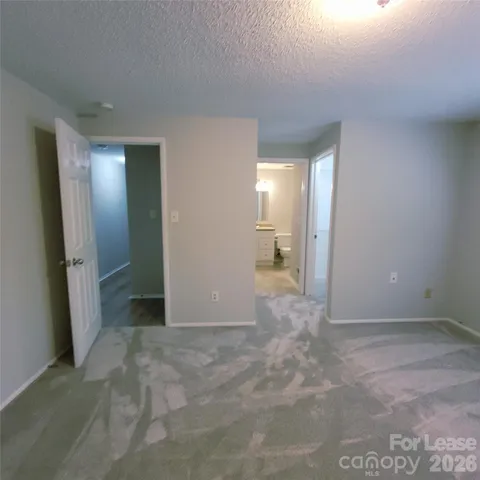 $2,400 | 7211 Rollingridge Drive, Charlotte, NC 28211