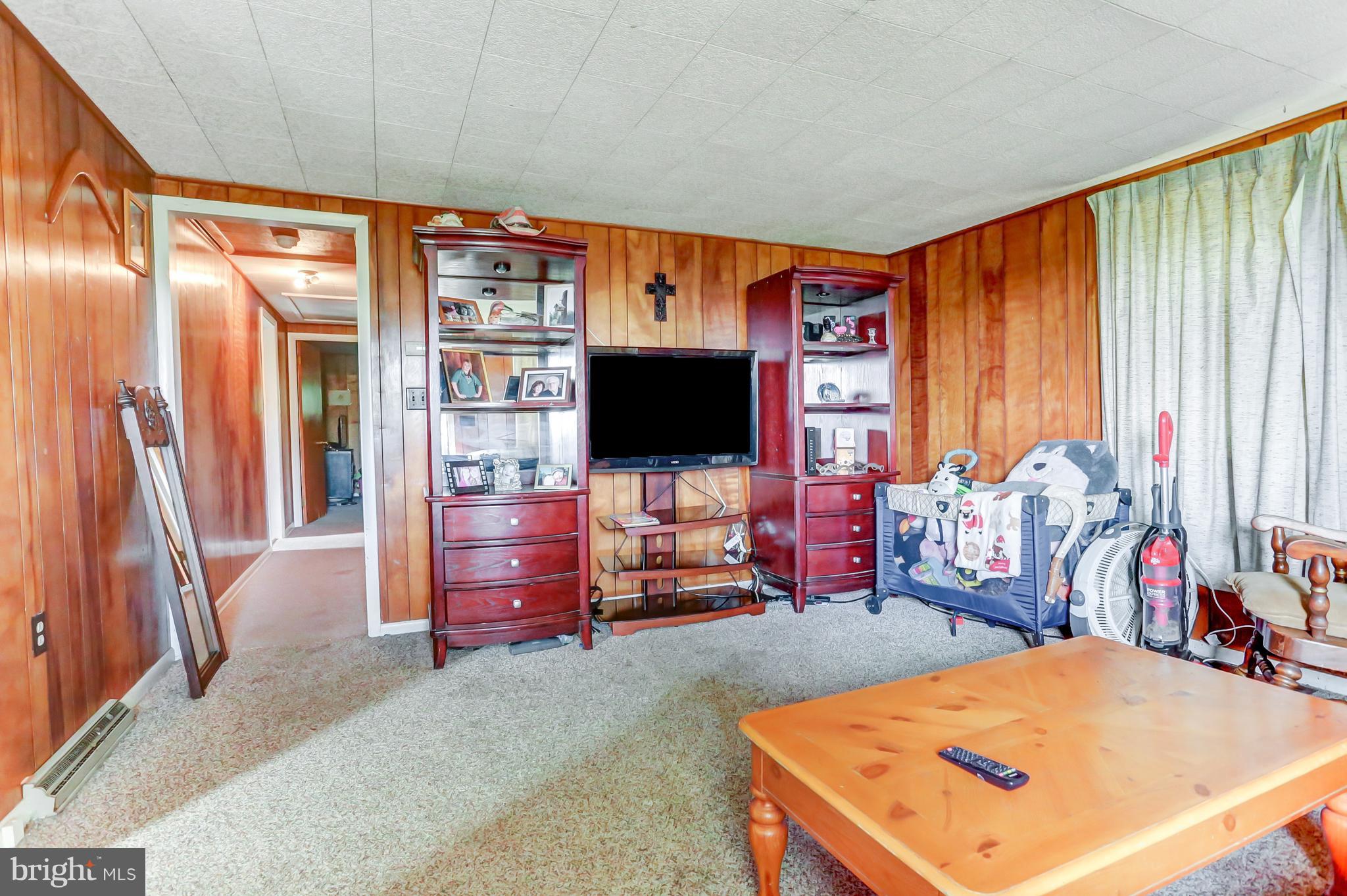 2067 Upper Bermudian Road Aspers, PA 17304 - Photo 2 of 17