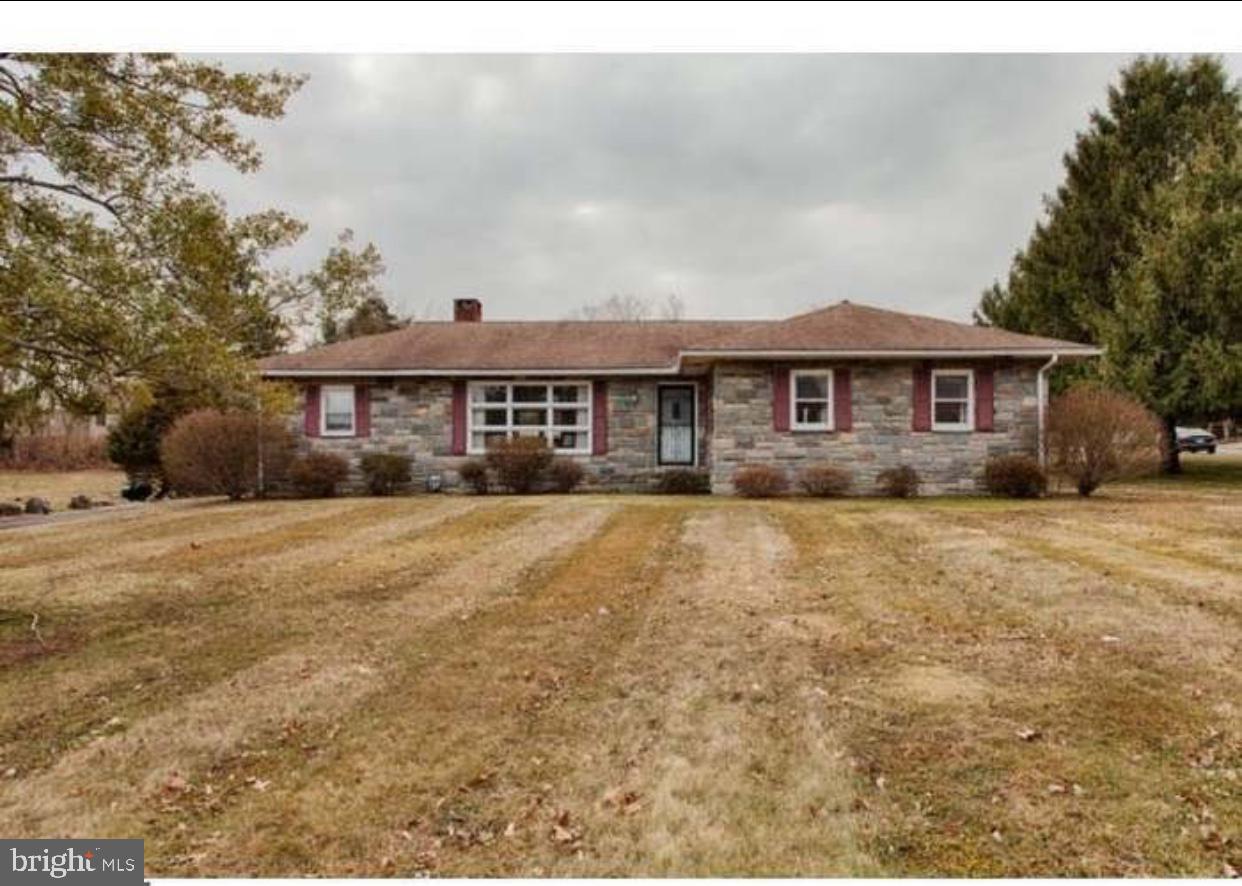 2407 Larkin Road Boothwyn, PA 19061 - Photo 1 of 33 Gallery Image 1