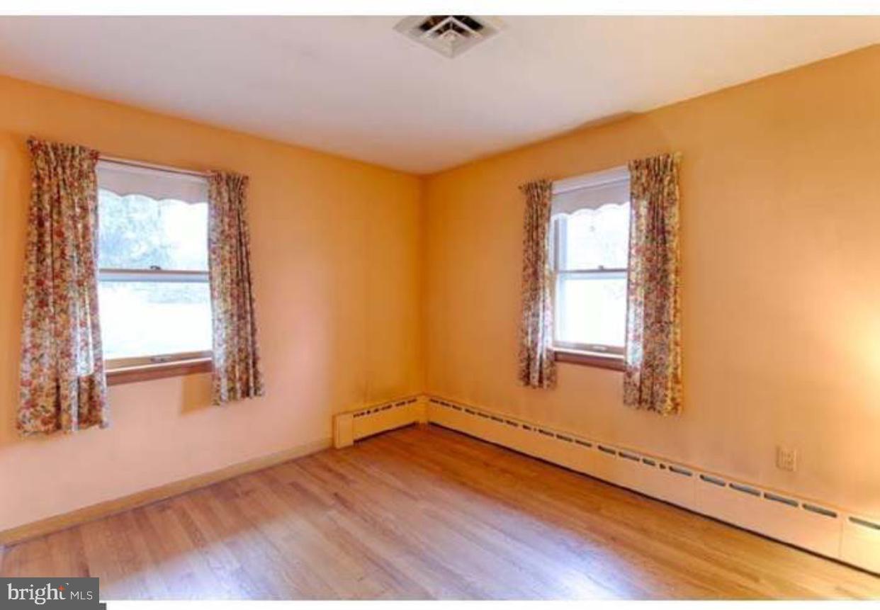 2407 Larkin Road Boothwyn, PA 19061 - Photo 22 of 33 Bedroom 2