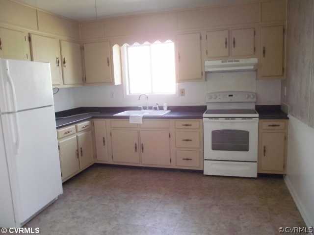 6309 Barrister Road Chesterfield, VA 23832 - Photo 3 of 12 Kitchen