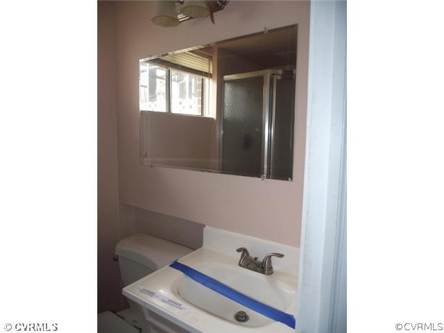 6309 Barrister Road Chesterfield, VA 23832 - Photo 10 of 12 Bathroom
