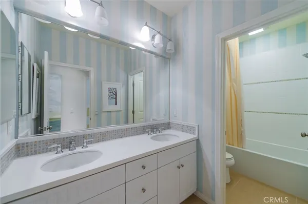 $5,695 | 70 Cipresso, Irvine, CA 92618