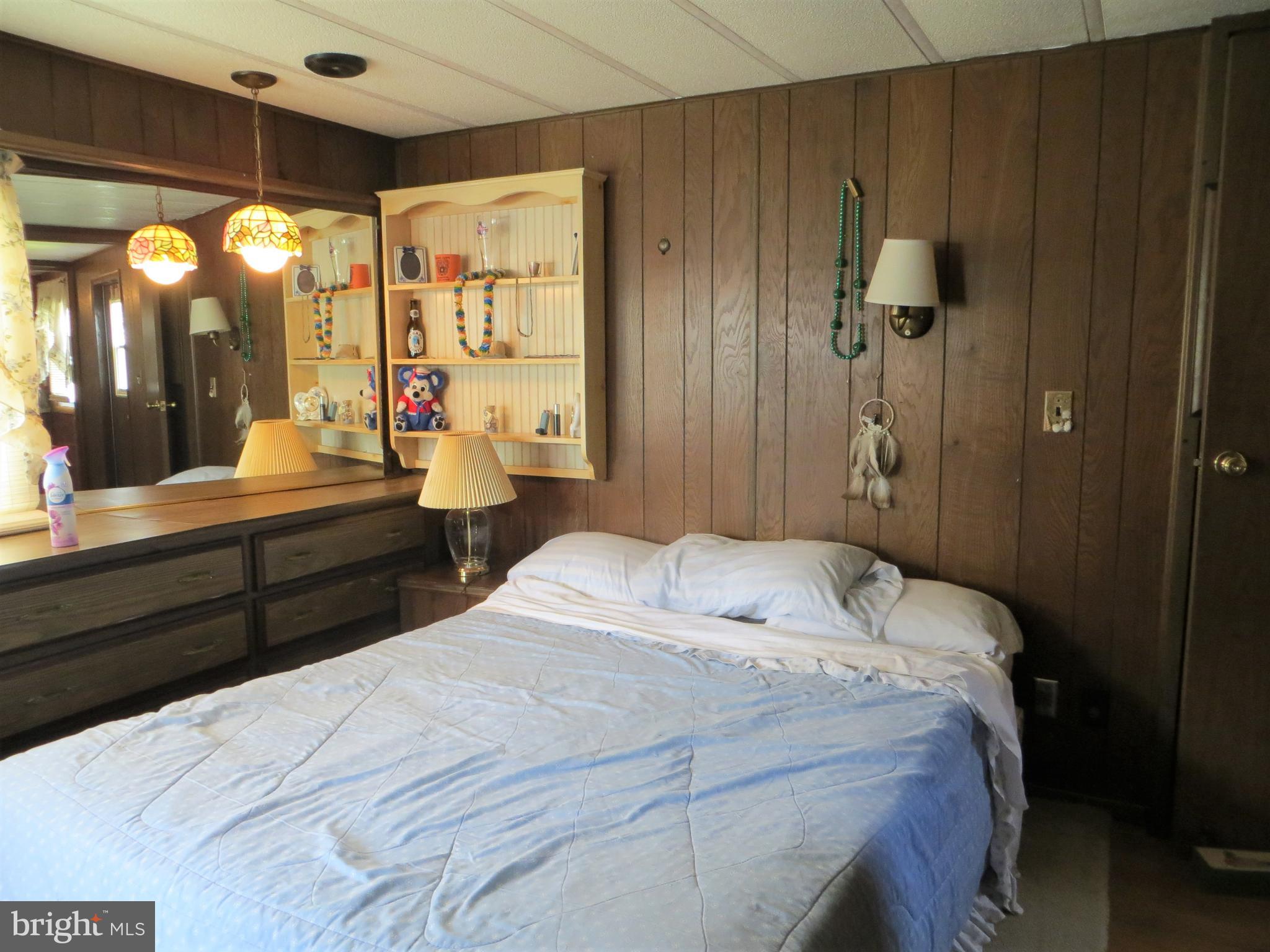 187 Clamshell Road Ocean City, MD 21842 - Photo 12 of 31 Master Bedroom