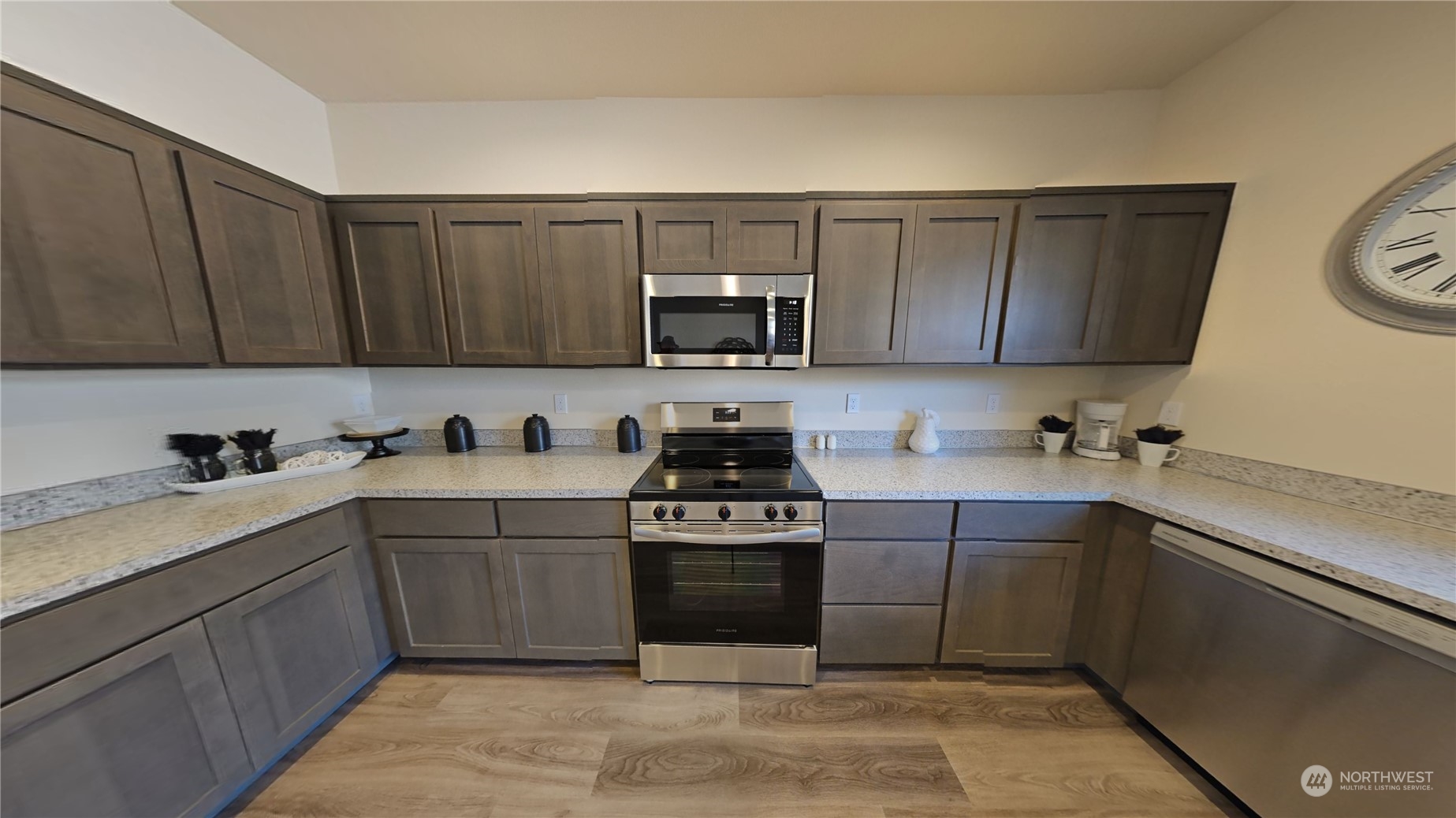 3655 Pine Road Northeast Bremerton, WA 98310 - Photo 14 of 33 Gallery Image 14