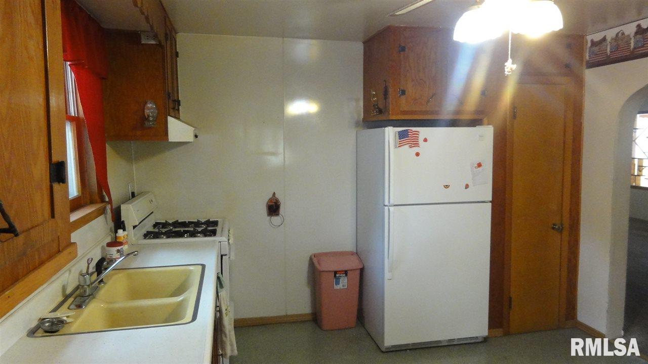 9403 West Southport Road Edwards, IL 61528 - Photo 12 of 23 Gallery Image 12