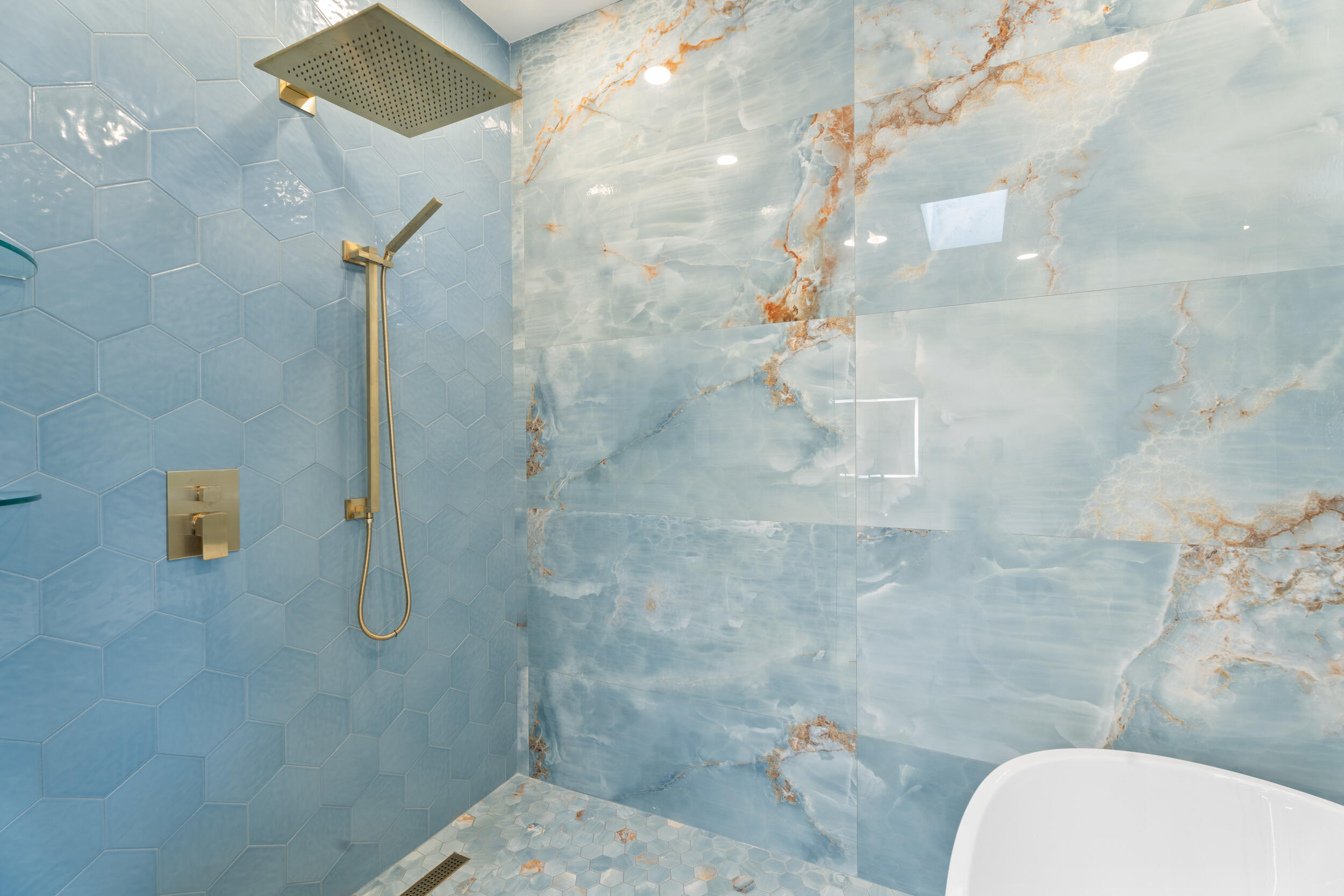 3660 Northwind Court Jupiter, FL 33477 - Photo 26 of 69 a bathroom with a shower