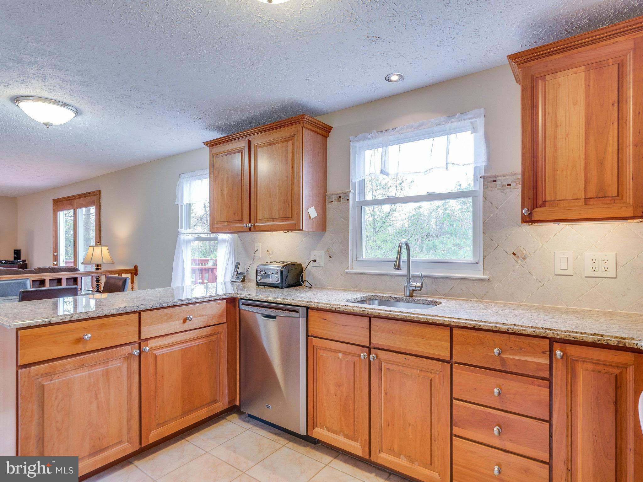 2202 Stirrup Iron Lane Reston, VA 20191 - Photo 7 of 26 Kitchen