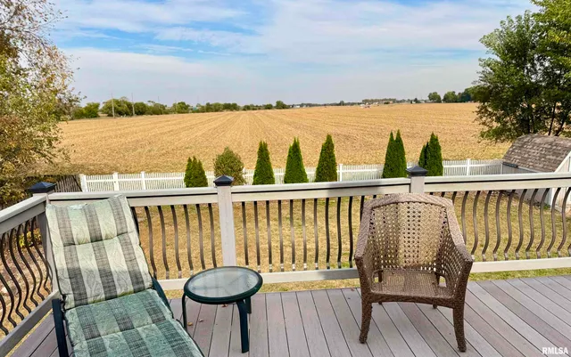 $250,000 | 2049 West Losey Street, Galesburg, IL 61401