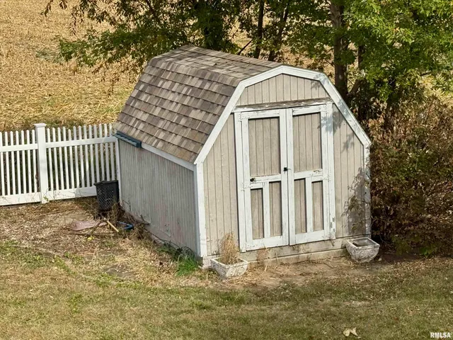 $250,000 | 2049 West Losey Street, Galesburg, IL 61401