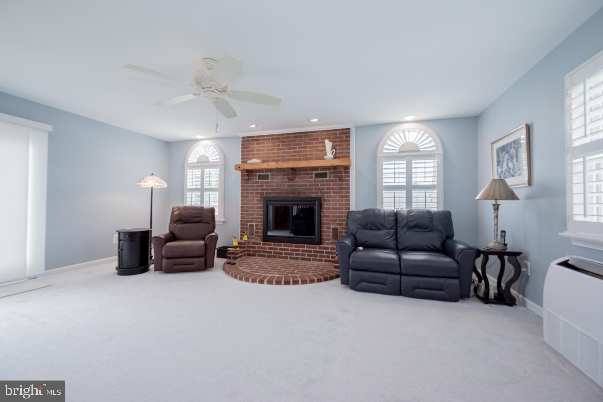 1903 Limestone Road Wilmington, DE 19804 - Photo 27 of 43 Lots of room for entertaining or relaxing!