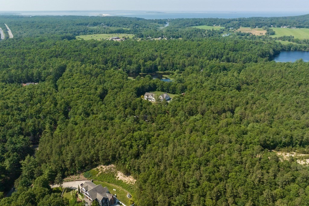 112 Bump Rock Road Plymouth, MA 02360 - Photo 13 of 17