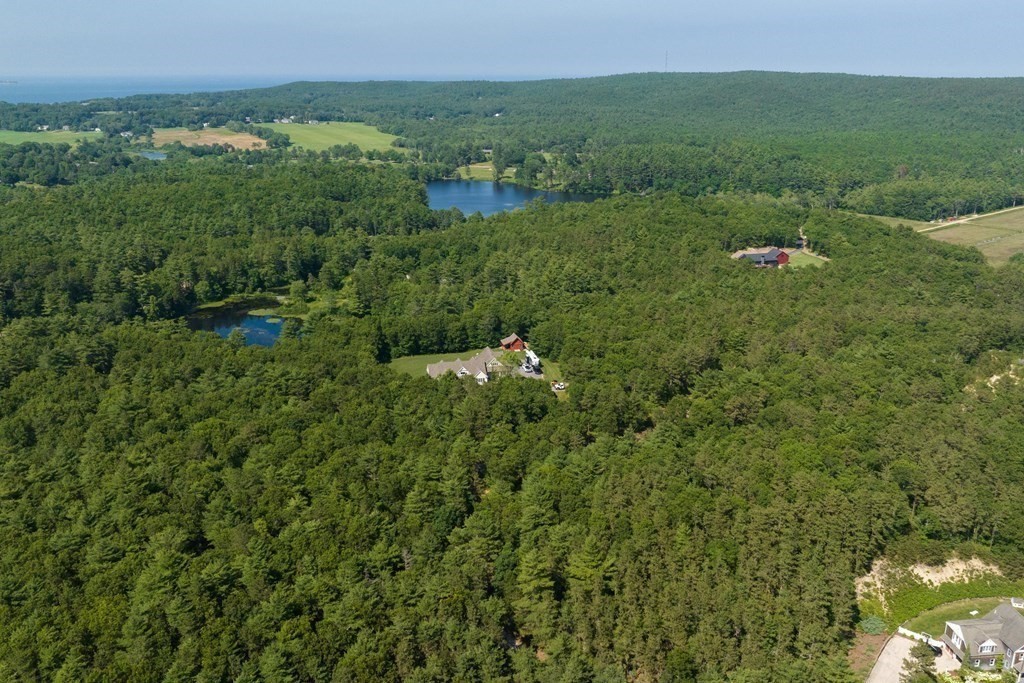 112 Bump Rock Road Plymouth, MA 02360 - Photo 14 of 17