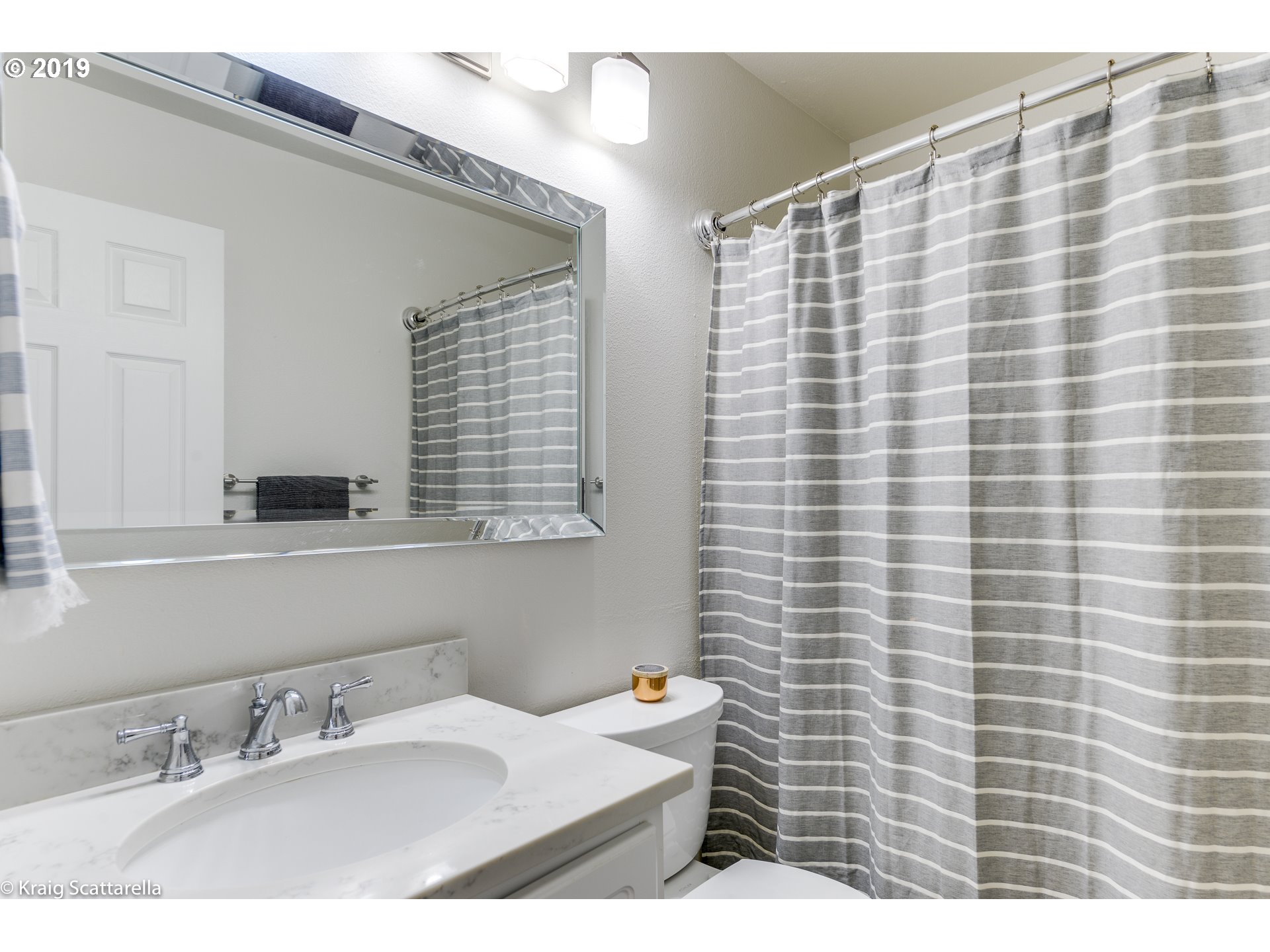 14180 Southwest Barrows Road, Unit 2 Portland, OR 97223 - Photo 14 of 19 Gallery Image 14