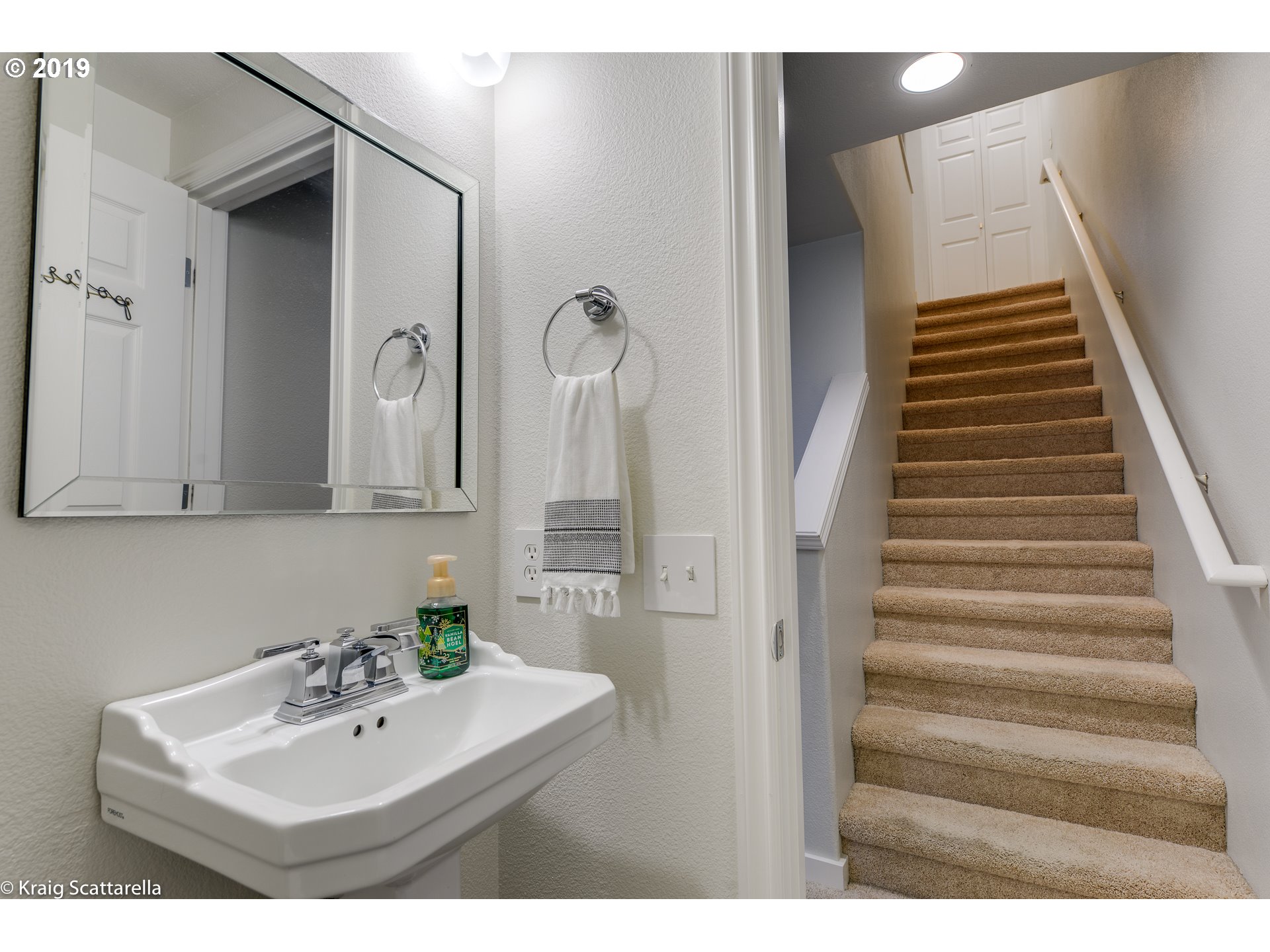 14180 Southwest Barrows Road, Unit 2 Portland, OR 97223 - Photo 10 of 19 Gallery Image 10