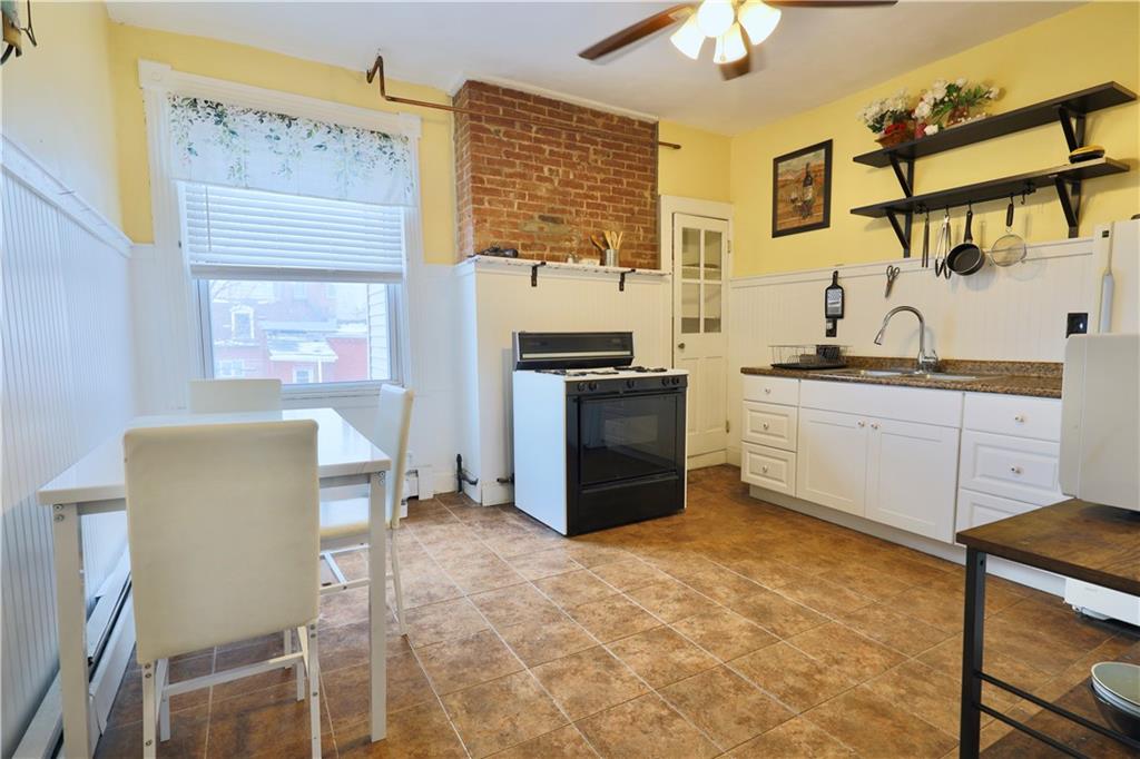 1707 Locust Street, Unit 2 Pittsburgh, PA 15219 - Photo 7 of 24