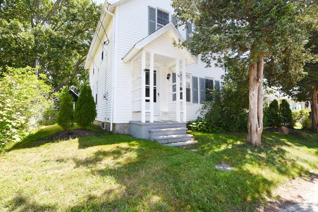 14 Prospect Street Wareham, MA 02532 - Photo 1 of 16 Gallery Image 1