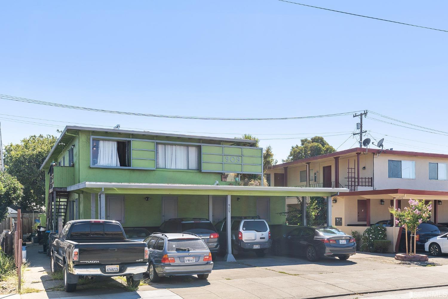 909 Rollins Road Burlingame, CA 94010 - Photo 4 of 8