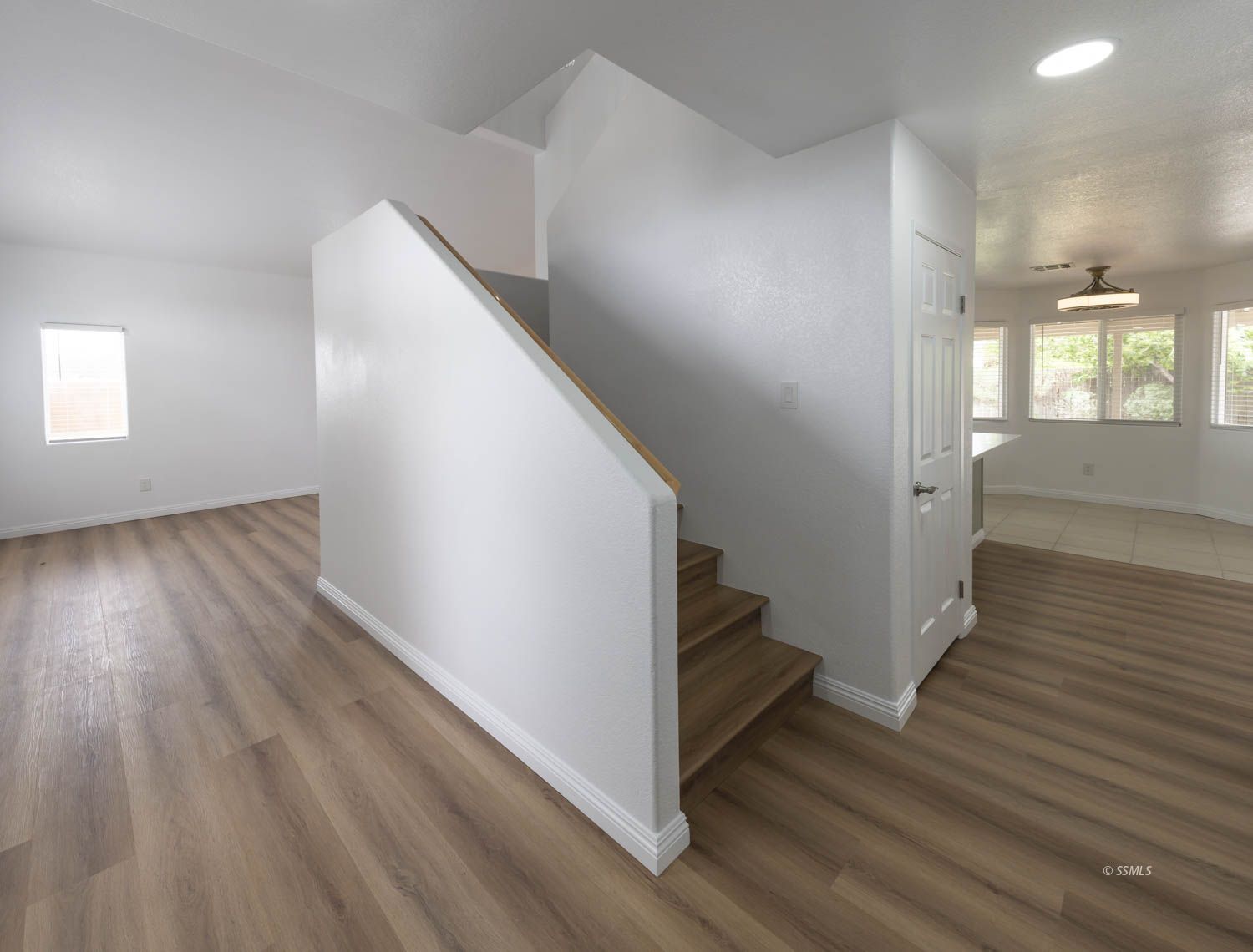 1232 Rebecca Avenue Ridgecrest, CA 93555 - Photo 9 of 44 Gallery Image 9