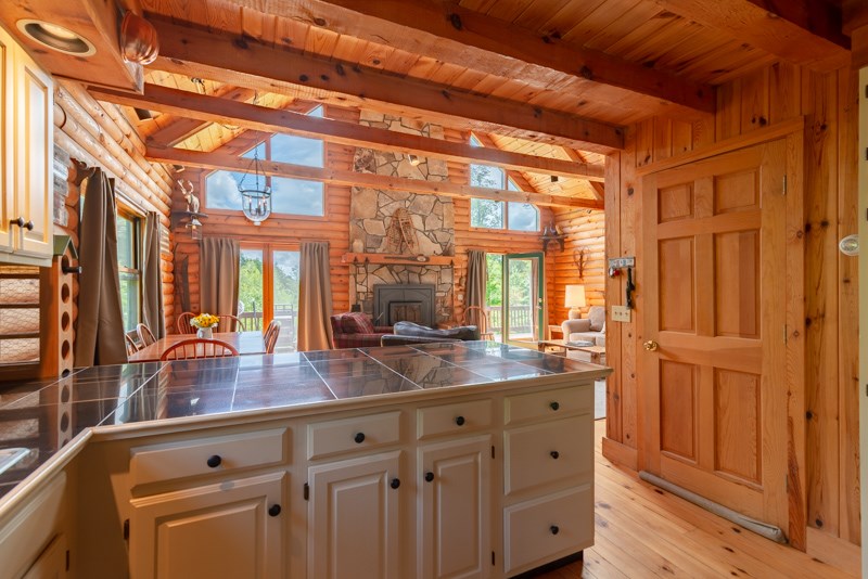 180 Flynn Hollow Road Sunderland, VT 05250 - Photo 4 of 16 Gallery Image 4
