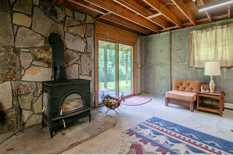 180 Flynn Hollow Road Sunderland, VT 05250 - Photo 10 of 16 Gallery Image 10