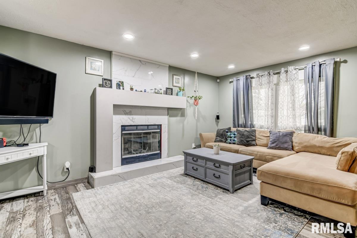 2234 Ramsey Road Springfield, IL 62702 - Photo 5 of 29