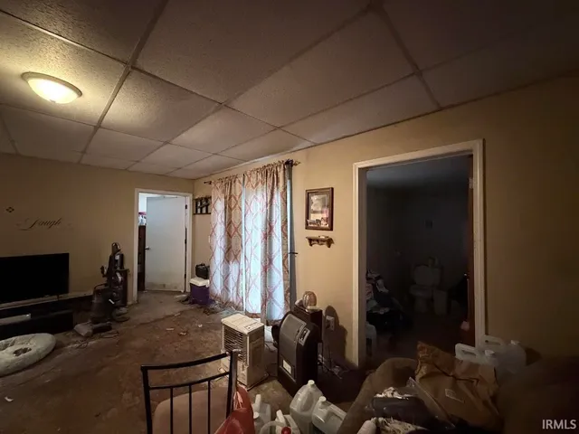 $99,900 | 2212 East Greenville Pike, Winchester, IN 47394