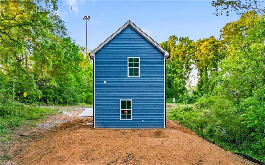 14 Linwood Road Lexington, NC 27292 - Photo 4 of 30