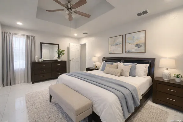 $280,000 | 316 Welhausen, Poth, TX 78147