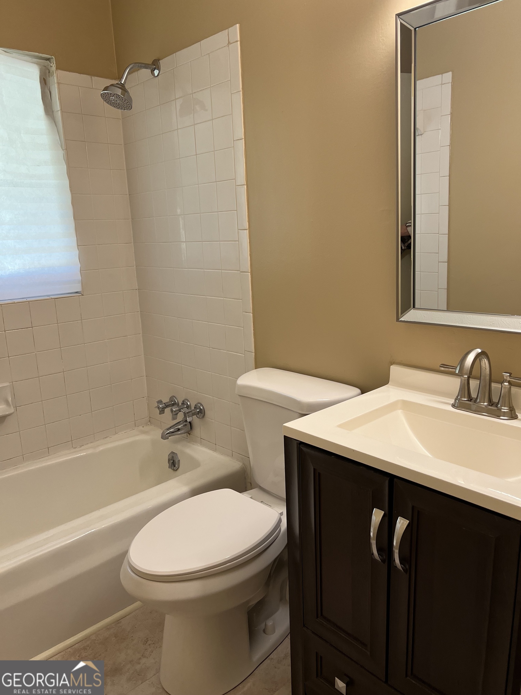 210 Lavender Road Athens, GA 30606 - Photo 4 of 9 Bathroom 1