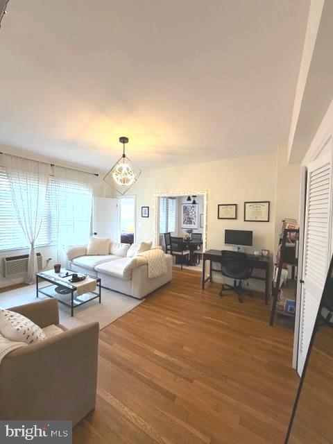 2040 Belmont Road Northwest, Unit 436 Washington, DC 20009 - Photo 3 of 22 Living Area