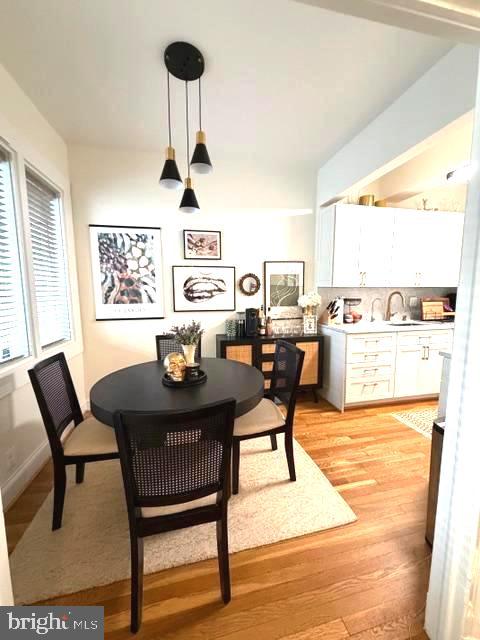 2040 Belmont Road Northwest, Unit 436 Washington, DC 20009 - Photo 4 of 22 Dining Area