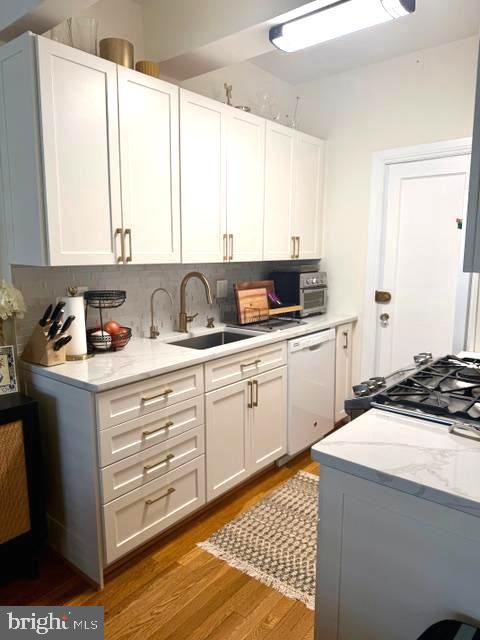 2040 Belmont Road Northwest, Unit 436 Washington, DC 20009 - Photo 9 of 22 Kitchen