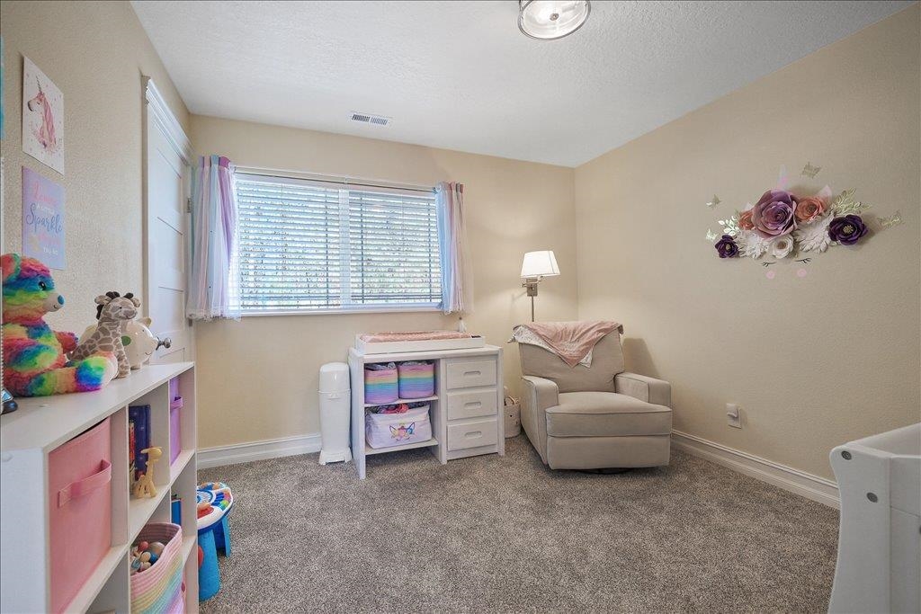 5710 East Greenbluff Road Colbert, WA 99005 - Photo 31 of 49