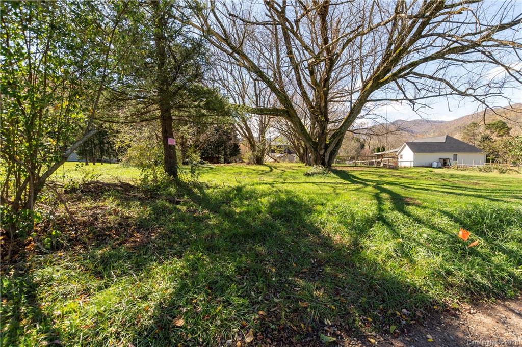 25 Connie Davis Road, Unit 5 Candler, NC 28715 - Photo 22 of 24 Gallery Image 22