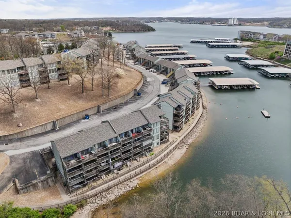 $137,900 | 159 Southwood Shores Place, Unit 2A, Lake Ozark, MO 65049