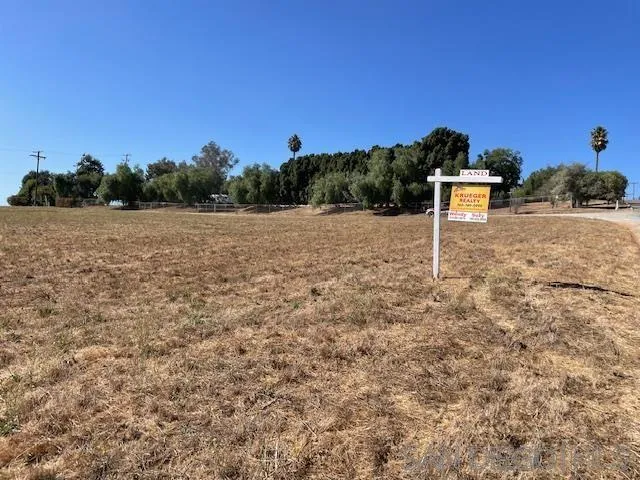 0 Ricks Ranch Road, Unit 3 Valley Center, CA 92082 - Photo 3 of 5 a backyard of a house with lots of green space