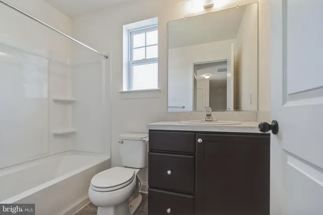 $674,900 | 848 Saw Mill Road, Unit B, Townsend, DE 19734