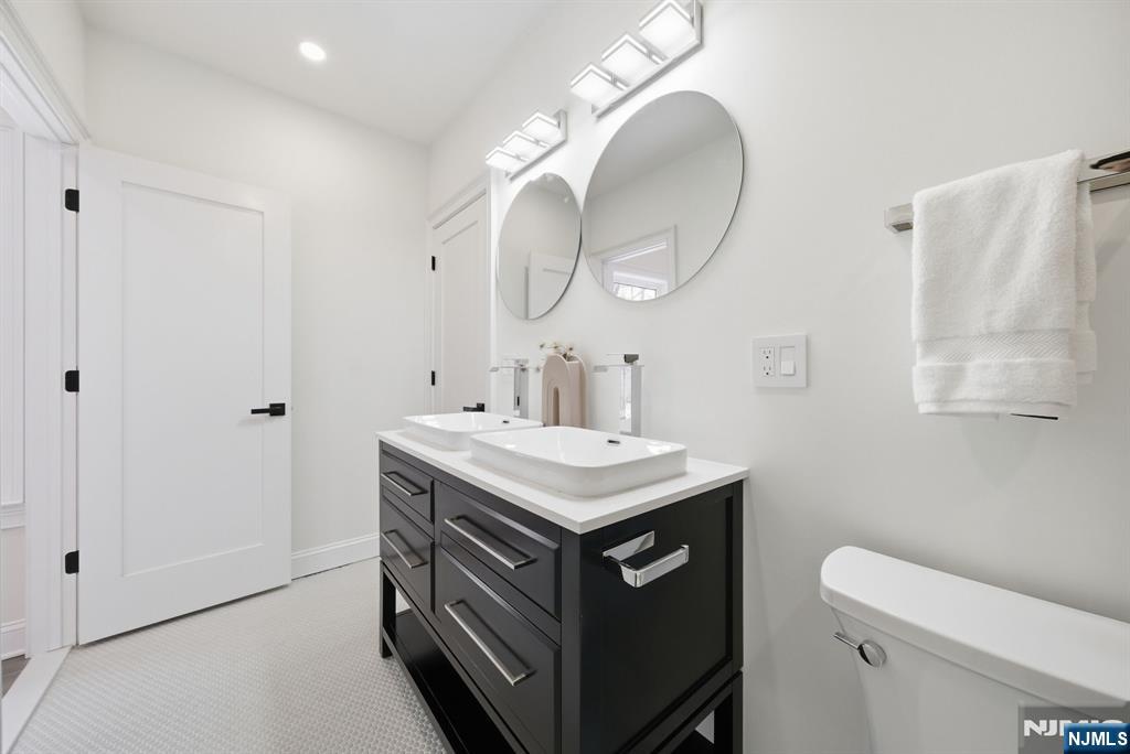 28 Irving Street Montclair, NJ 07042 - Photo 20 of 34