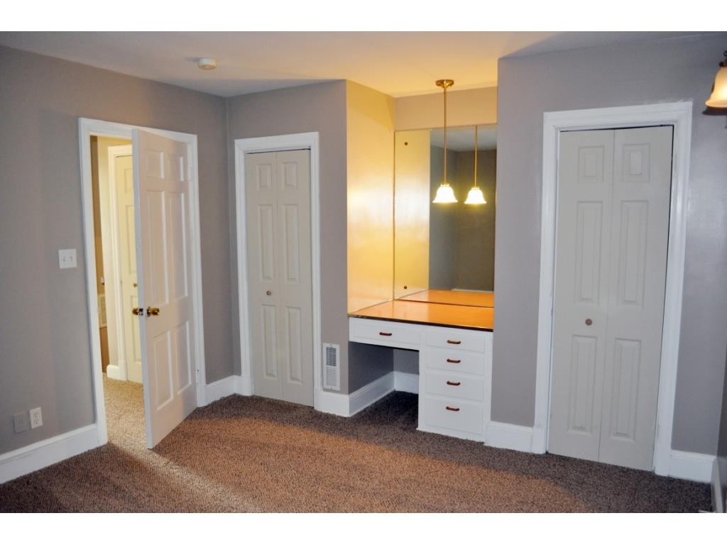 1542 Overbrook Road Burlington, NC 27215 - Photo 17 of 24 Gallery Image 17