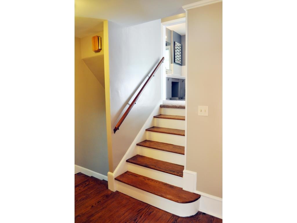 1542 Overbrook Road Burlington, NC 27215 - Photo 7 of 24 Gallery Image 7