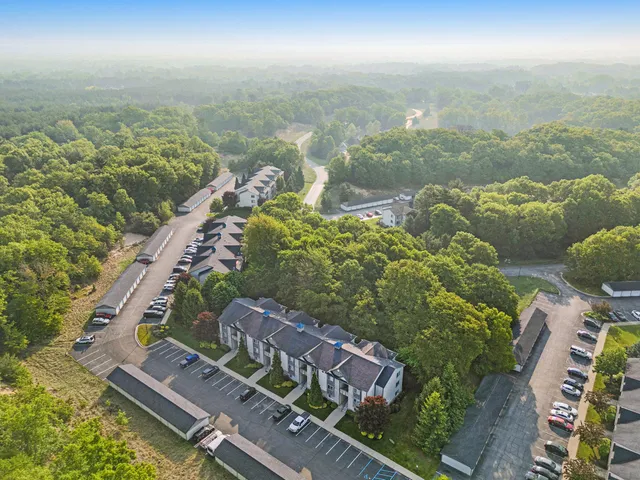 $194,900 | 18372 North Ridge Court, Unit 12, Spring Lake, MI 49456