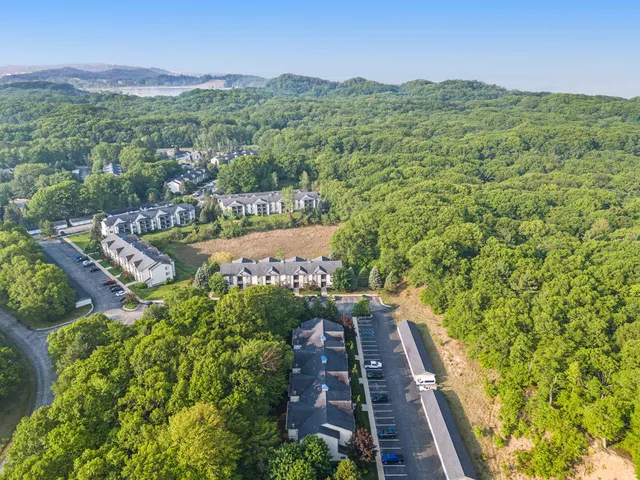 $194,900 | 18372 North Ridge Court, Unit 12, Spring Lake, MI 49456